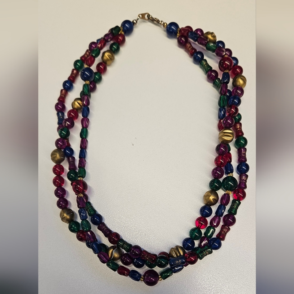 VINTAGE 3 STRAND BEADED NECKLACE